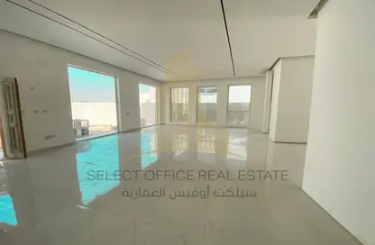Empty Room image for: Villa - 5 Bedrooms - 7 Bathrooms for rent in Madinat Al Riyad - Abu Dhabi, Image 1