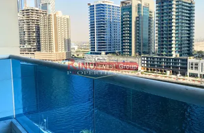 شقة - غرفة نوم - 1 حمام للايجار في ماجيستك تاور - شارع الابراج - الخليج التجاري - دبي