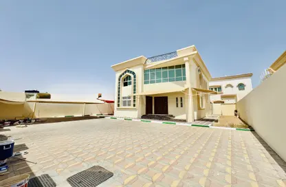 Villa - 3 Bedrooms - 5 Bathrooms for rent in Al Towayya - Al Ain