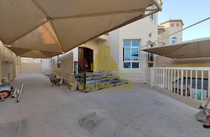 Villa - 5 Bedrooms - 6 Bathrooms for rent in Villa Compound - Khalifa City - Abu Dhabi