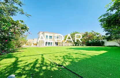 Villa - 3 Bedrooms - 4 Bathrooms for rent in District 16J - Jumeirah Village Circle - Dubai