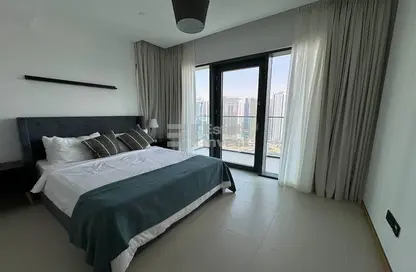 Room / Bedroom image for: Apartment - 1 Bedroom - 2 Bathrooms for sale in Vida Residences Dubai Marina - Dubai Marina - Dubai, Image 1