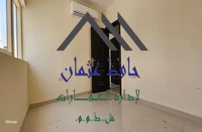 Apartment - 3 Bedrooms - 2 Bathrooms for rent in Sultan Bin Zayed the First Street - Muroor Area - Abu Dhabi