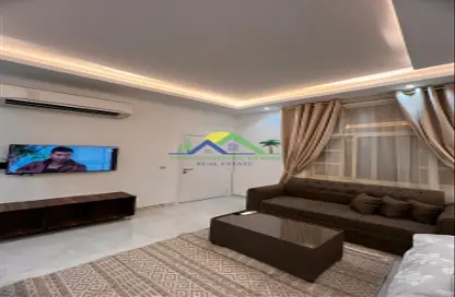 Living Room image for: Apartment - 1 Bathroom for rent in Neima 1 - Ni'mah - Al Ain, Image 1