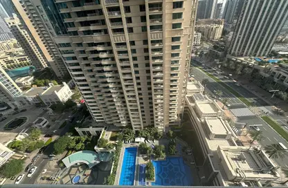 Apartment - 1 Bedroom - 2 Bathrooms for sale in 29 Burj Boulevard Tower 1 - 29 Burj Boulevard - Downtown Dubai - Dubai