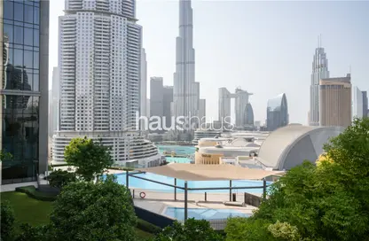 Outdoor Building image for: Apartment - 3 Bedrooms - 4 Bathrooms for sale in Boulevard Point - Downtown Dubai - Dubai, Image 1