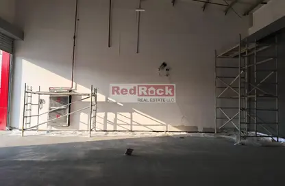Warehouse - Studio - 1 Bathroom for rent in Al Qusais Industrial Area - Al Qusais - Dubai