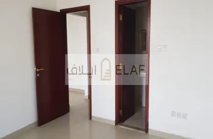 Empty Room image for: Apartment - 1 Bedroom - 2 Bathrooms for sale in Al Majaz 2 - Al Majaz - Sharjah, Image 1