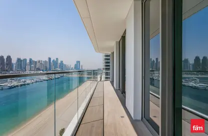 Apartment - 2 Bedrooms - 2 Bathrooms for rent in Palace Beach Residence - EMAAR Beachfront - Dubai Harbour - Dubai