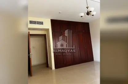 Apartment - 2 Bedrooms - 3 Bathrooms for sale in Al Khan - Sharjah