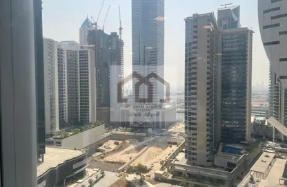 Office Space - Studio for rent in The Regal Tower - Business Bay - Dubai