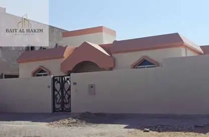 فيلا - 5 غرف نوم - 4 حمامات للايجار في فلل الروضة 3 - 3  الروضة - الروضة - عجمان