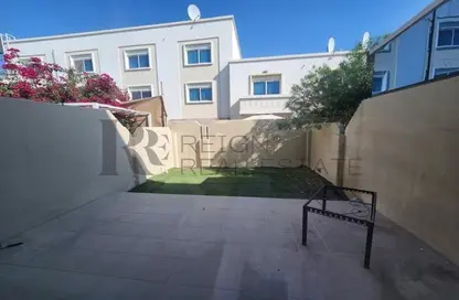 Villa - 2 Bedrooms - 3 Bathrooms for rent in Arabian Style - Al Reef Villas - Al Reef - Abu Dhabi