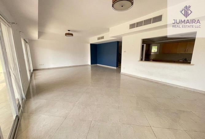 15911693 - صورة العقار 3