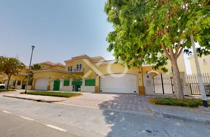 Villa - 3 Bedrooms - 3 Bathrooms for sale in Legacy - Jumeirah Park - Dubai