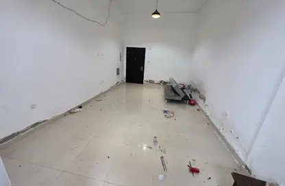 Apartment - Studio - 1 Bathroom for rent in Al Mowaihat 3 - Al Mowaihat - Ajman