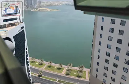 Apartment - 2 Bedrooms - 2 Bathrooms for rent in DoubleTree by Hilton Sharjah Waterfront Hotel  and  Residences - Al Majaz 2 - Al Majaz - Sharjah