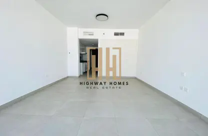 شقة - 1 حمام للايجار في شقق أريج - الجادة - الشارقة شقة - 1 حمام للايجار في شقق أريج - الجادة - الشارقة