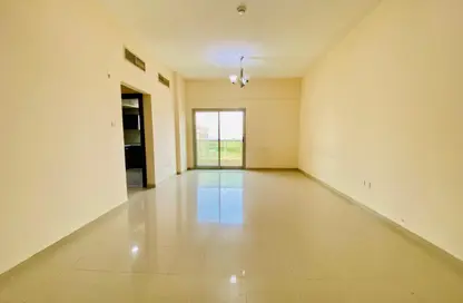 Apartment - 1 Bedroom - 2 Bathrooms for rent in Al Khair Building - Dubai Silicon Oasis - Dubai