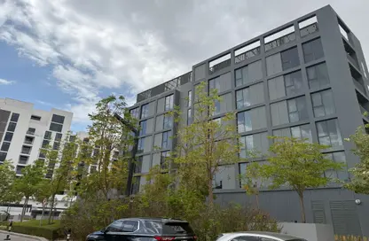 شقة - غرفة نوم - 2 حمامات للبيع في شقق أريج - الجادة - الشارقة