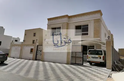 فيلا - 3 غرف نوم - 5 حمامات للبيع في الزاهية جاردنز - الزاهية - عجمان