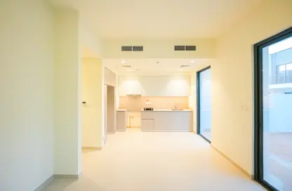 Townhouse - 3 Bedrooms - 3 Bathrooms for sale in Greenview - EMAAR South - Dubai South (Dubai World Central) - Dubai