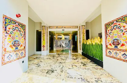 شقة - 2 غرف نوم - 4 حمامات للايجار في مبنى منخول - منخول - بر دبي - دبي