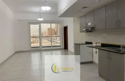 Apartment - 1 Bedroom - 2 Bathrooms for rent in Jumeirah Garden City - Al Satwa - Dubai