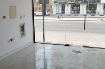 Shop - Studio for rent in Al Rawda 1 - Al Rawda - Ajman