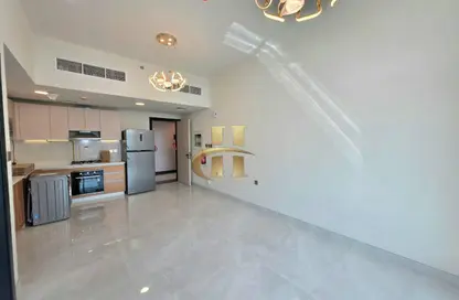 شقة - غرفة نوم - 2 حمامات للايجار في سكايز من دانوب - ارجان - دبي