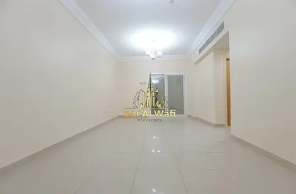 Apartment - 2 Bedrooms - 2 Bathrooms for rent in Al Nahda Residential Complex - Al Nahda - Sharjah