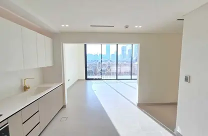 شقة - 2 غرف نوم - 3 حمامات للايجار في بن غاطي اورورا - الضاحية 12 - قرية الجميرا سركل - دبي