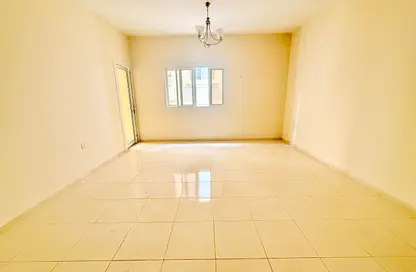 شقة - غرفة نوم - 2 حمامات للايجار في بناية مويليح 29 - مويلح - الشارقة