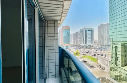 Apartment - 3 Bedrooms - 4 Bathrooms for rent in Ganadah Tower - Al Khalidiya - Abu Dhabi