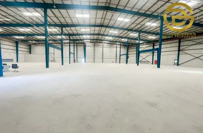 Warehouse - Studio - 7+ Bathrooms for rent in Jebel Ali Industrial 1 - Jebel Ali Industrial - Jebel Ali - Dubai