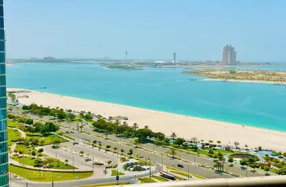 Apartment - 4 Bedrooms - 6 Bathrooms for rent in Khalifa Street - Abu Dhabi