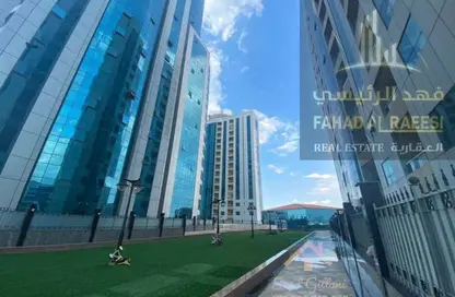 شقة - غرفة نوم - 2 حمامات للبيع في أورينت تاور 1 - أورينت تاور - البستان - عجمان