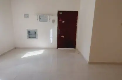 Apartment - Studio - 1 Bathroom for rent in Fire Station Road - Muwaileh - Sharjah