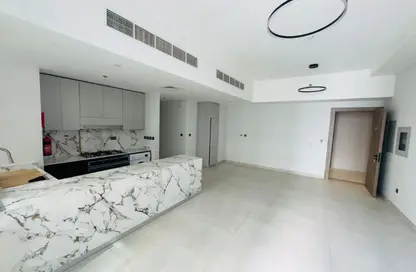 Apartment - 2 Bedrooms - 2 Bathrooms for rent in Amal Tower - Dubai Sports City - Dubai