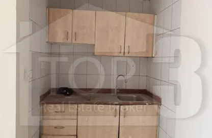 Shop - Studio - 1 Bathroom for rent in Y12 - England Cluster - International City - Dubai