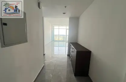 Apartment - 1 Bedroom - 2 Bathrooms for rent in Jamal Abdul Nasser Street - Al Majaz - Sharjah