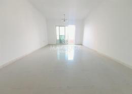 Apartment - 3 bedrooms - 3 bathrooms for rent in Al Owais Building - Al Khan - Sharjah