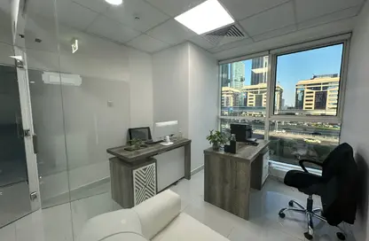 Office Space - Studio - 1 Bathroom for rent in Aspin Tower - Sheikh Zayed Road - Dubai