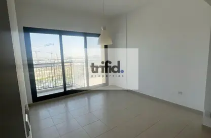 شقة - غرفة نوم - 1 حمام للبيع في شقق يونا - تاون سكوير - دبي