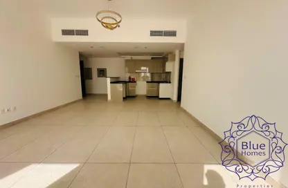 شقة - غرفة نوم - 2 حمامات للايجار في فالورا ريزيدنس - ند الشبا 1 - ند الشبا - دبي