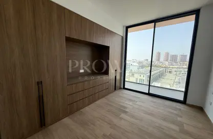 Apartment - 2 Bedrooms - 3 Bathrooms for rent in Hamilton House - Jumeirah Village Circle - Dubai
