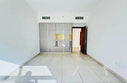 Apartment - 2 Bedrooms - 2 Bathrooms for rent in Mankhool Building - Mankhool - Bur Dubai - Dubai