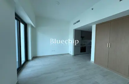 شقة - 1 حمام للايجار في عزيزي فواد ريزيدنس - 2 مدينة دبي الطبية - الجداف - دبي