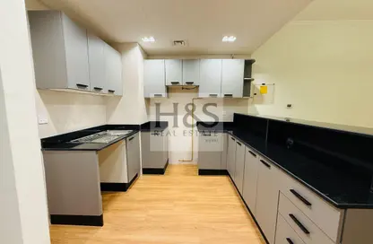 Apartment - 1 Bedroom - 2 Bathrooms for sale in Burj Al Nujoom - Downtown Dubai - Dubai