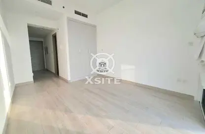 شقة - 1 حمام للايجار في بلوم تاورز بي - ابراج بلووم - قرية الجميرا سركل - دبي